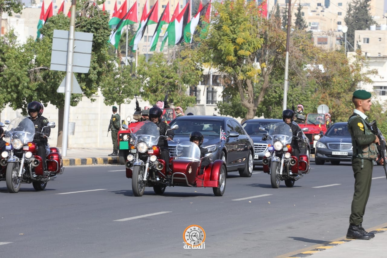 Madar Al-Saa Images