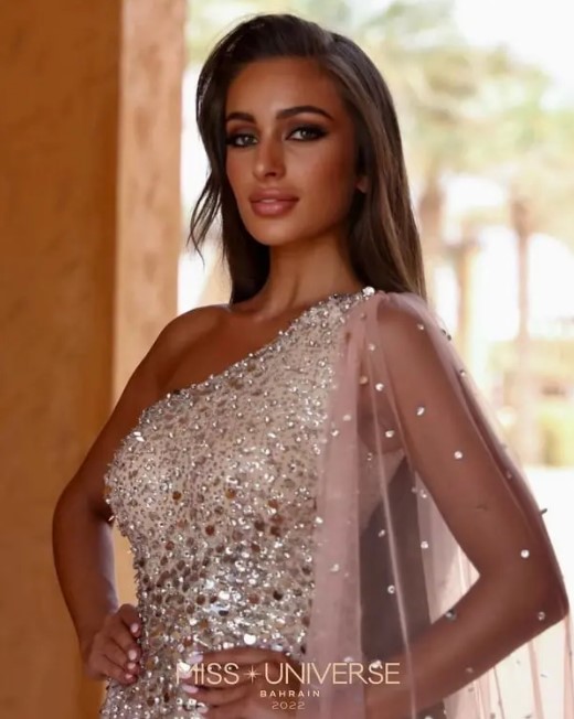 إيفلين خليفة