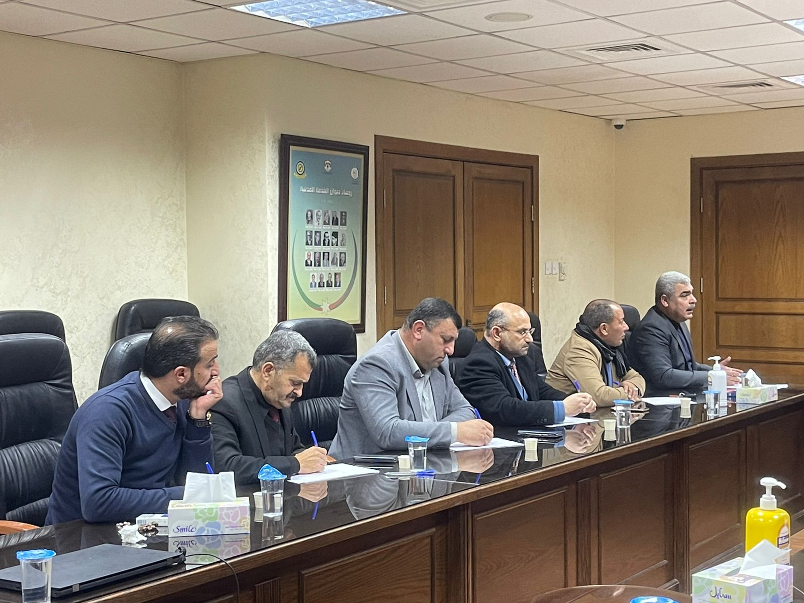 Madar Al-Saa Images 0.453569847762493