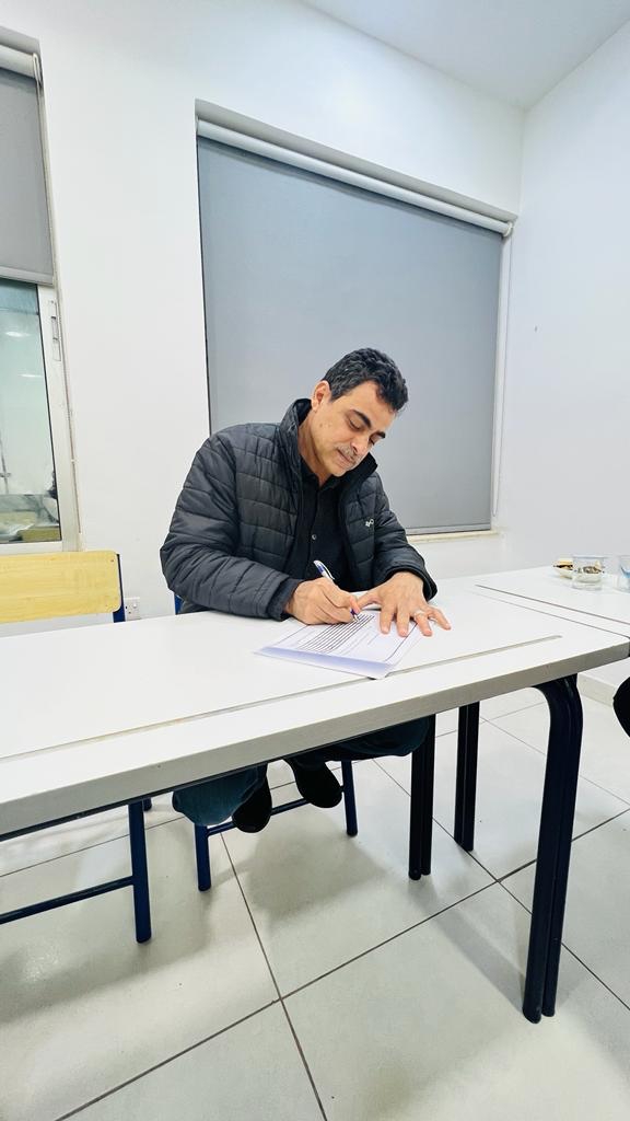 Madar Al-Saa Images 0.925761205662559