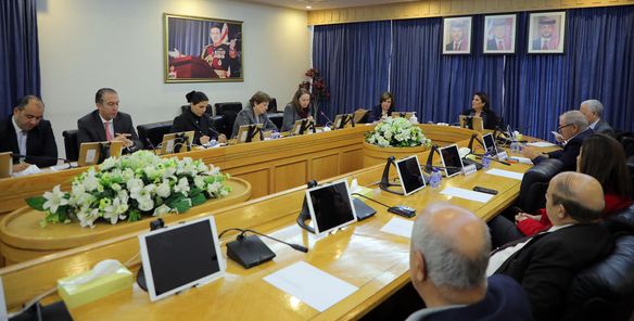 Madar Al-Saa Images 0.9818247354874083