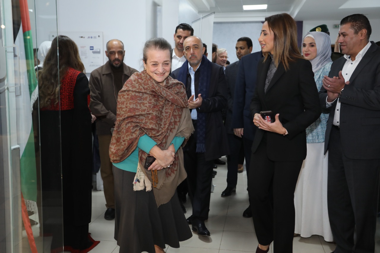 Madar Al-Saa Images 0.8809074154408962