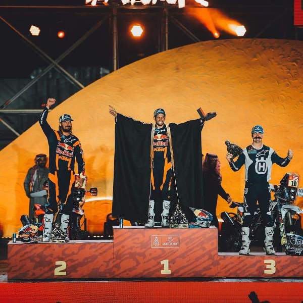 Madar Al-Saa Images 0.14225601867823734