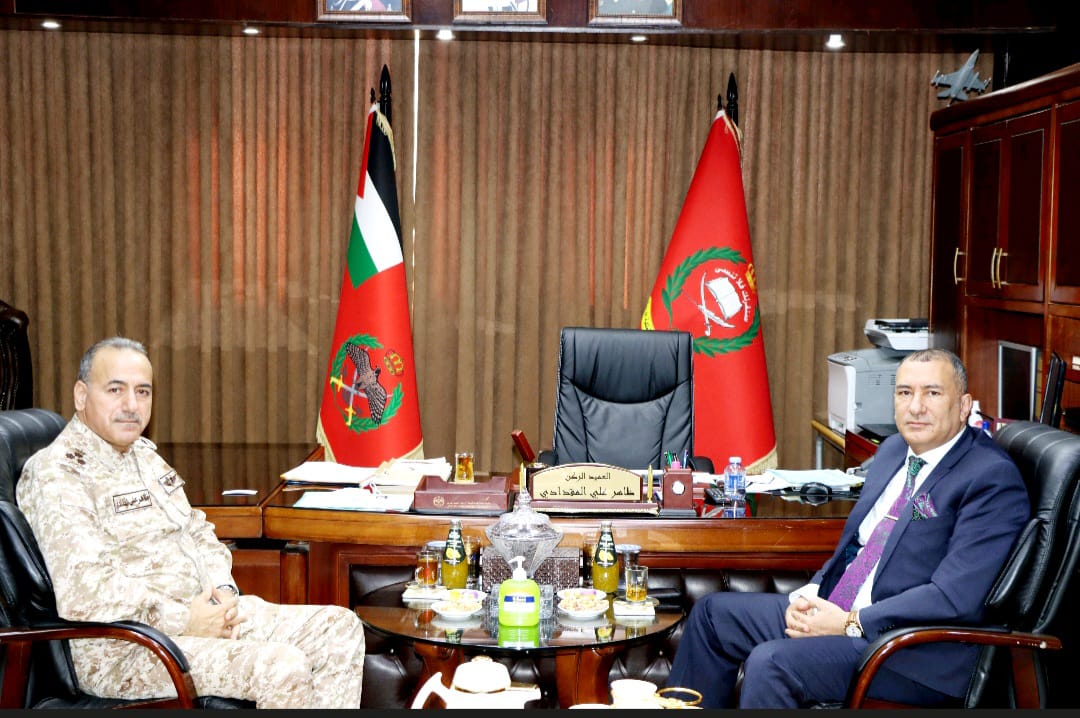 Madar Al-Saa Images 0.8138425077540692