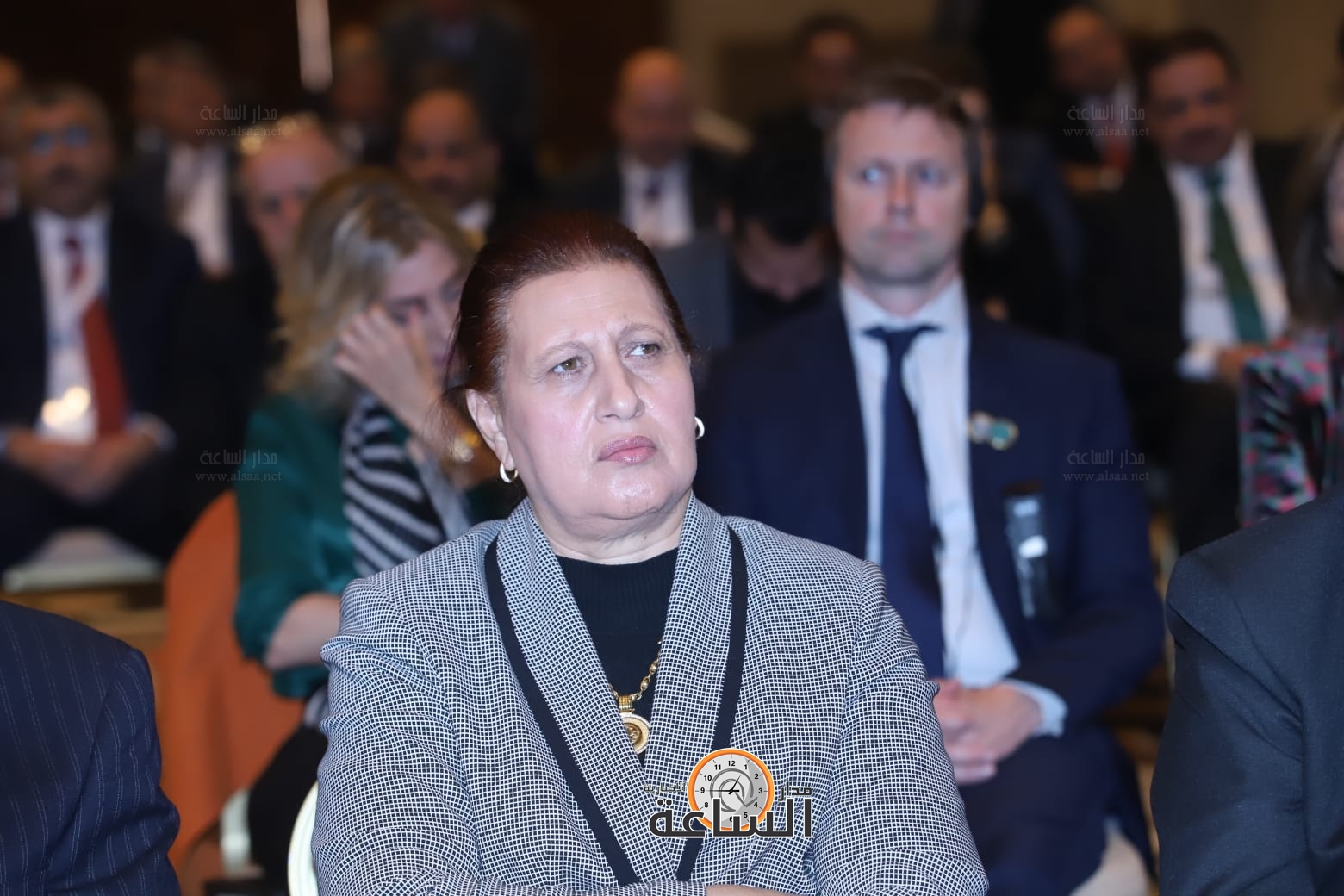 Madar Al-Saa Images 0.432821784343807