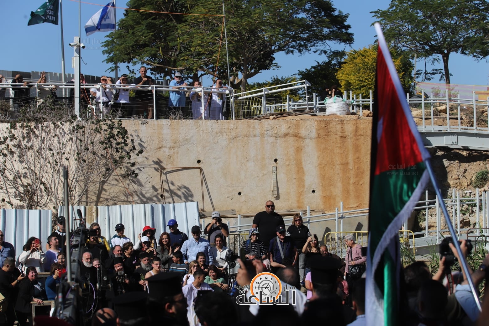 Madar Al-Saa Images 0.7646425869061181