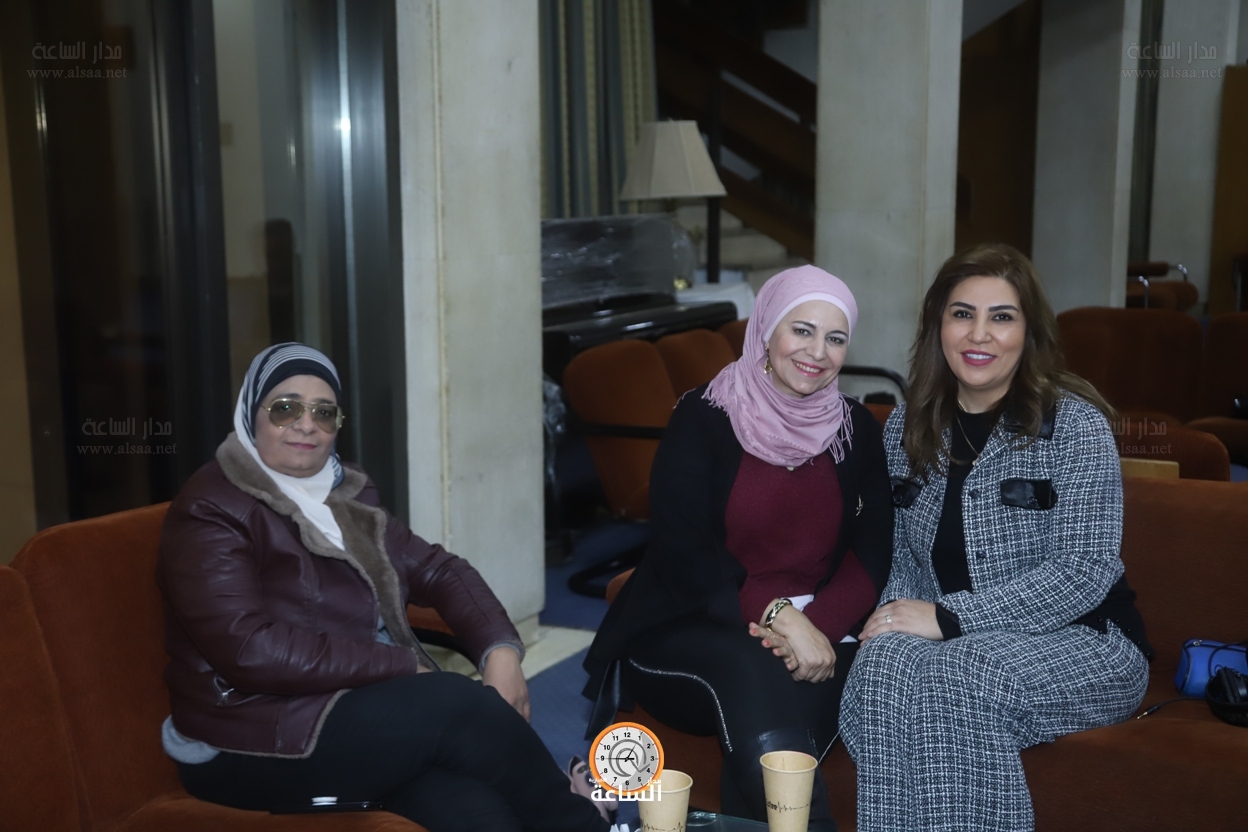 Madar Al-Saa Images 0.14674473488219797