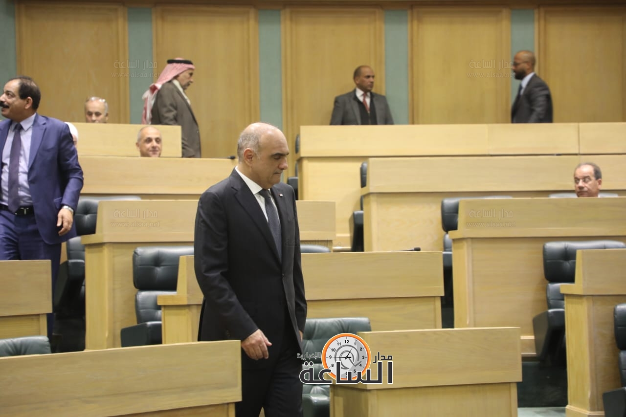 Madar Al-Saa Images 0.7175201902071453