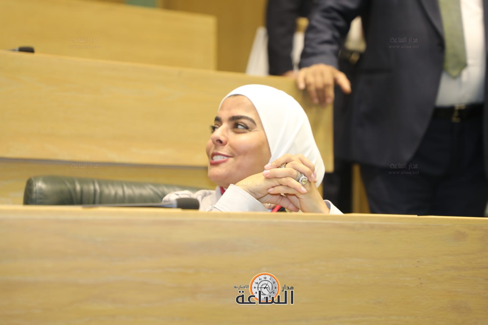 Madar Al-Saa Images 0.7526350783115394