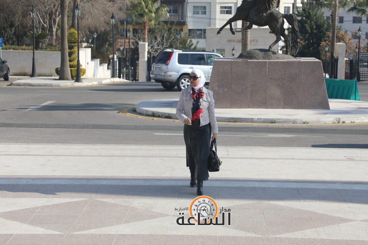 Madar Al-Saa Images 0.727746956225592