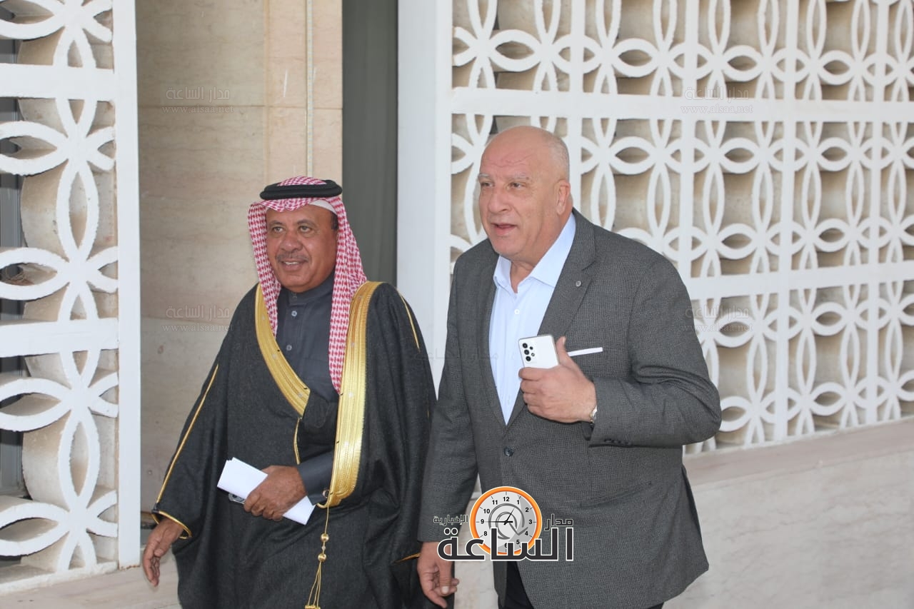 Madar Al-Saa Images 0.7001167926070722