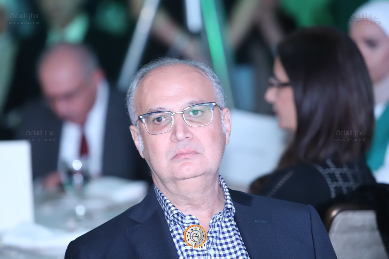 Madar Al-Saa Images 0.1329729230664385