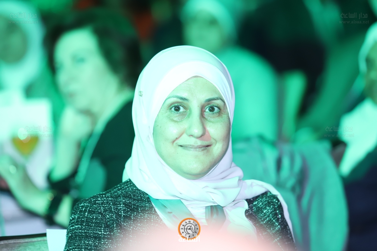 Madar Al-Saa Images 0.517369546536083