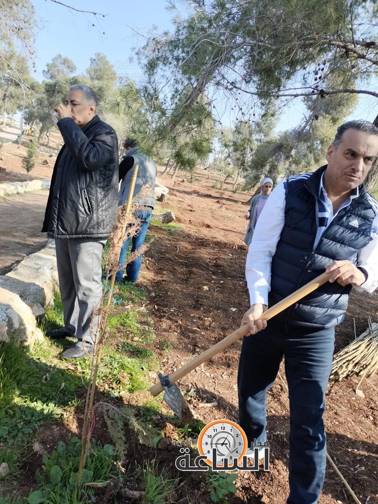 Madar Al-Saa Images 0.9123876154745303