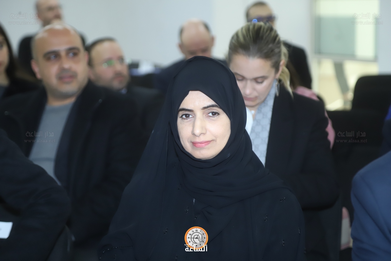 Madar Al-Saa Images 0.8090354810436722