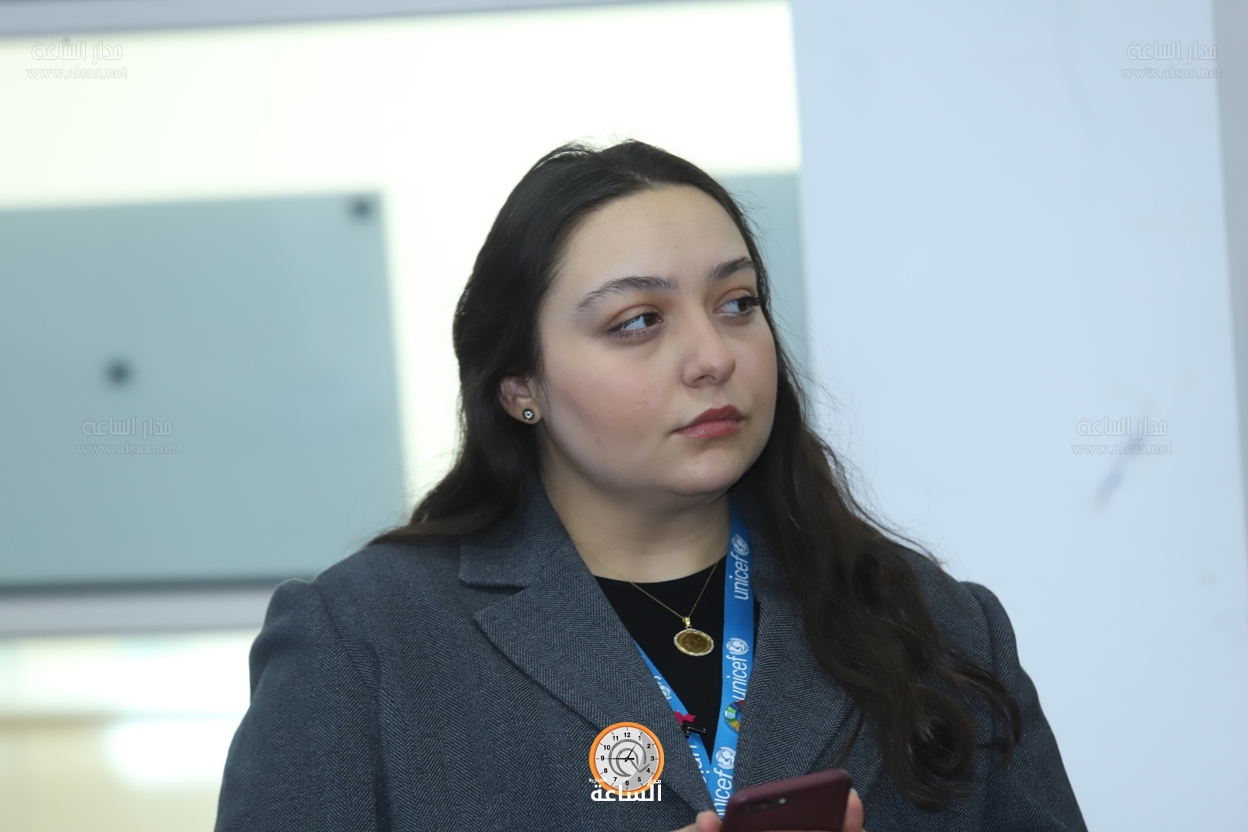 Madar Al-Saa Images 0.6850457576526157