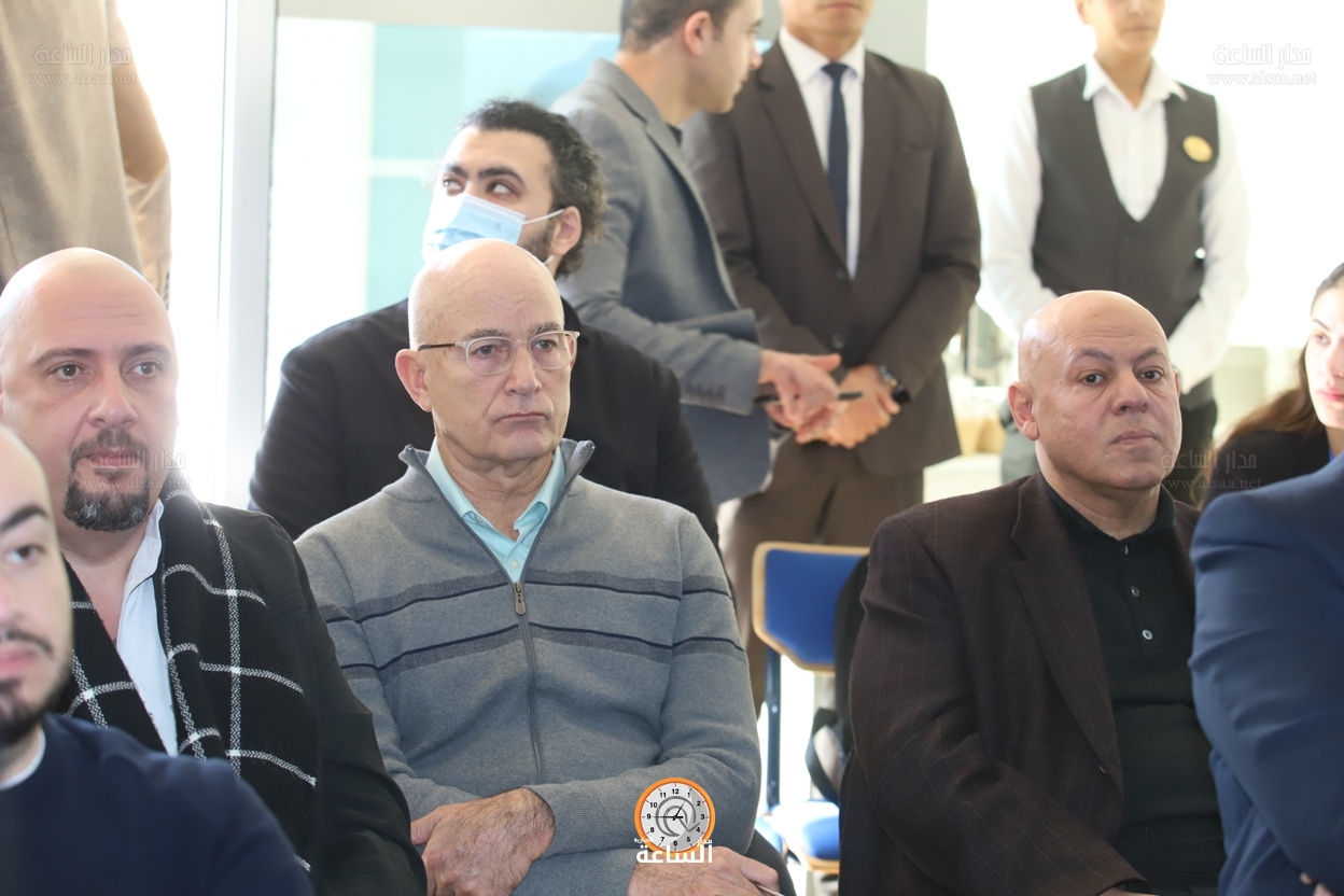 Madar Al-Saa Images 0.9167821315202886