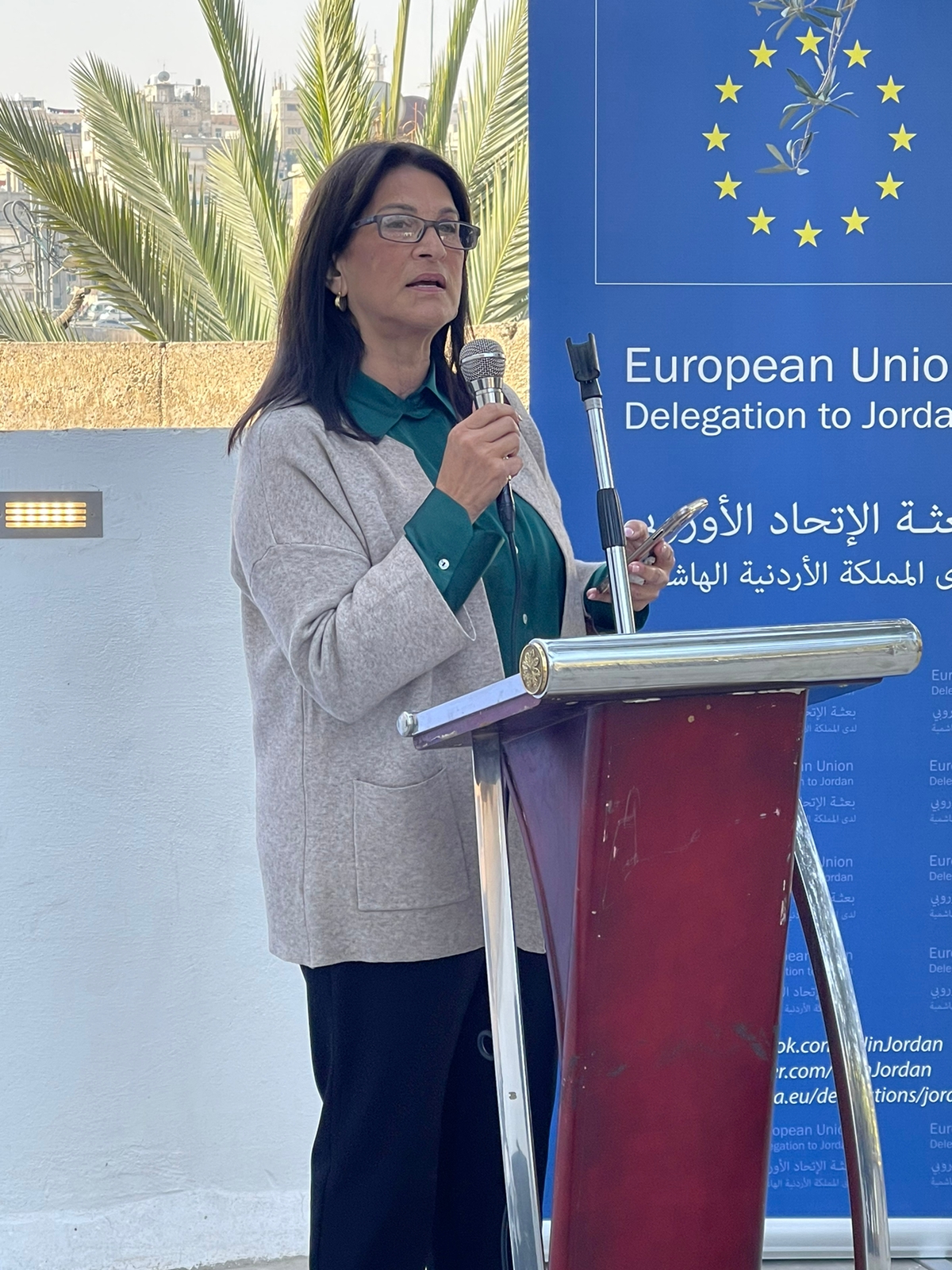 Madar Al-Saa Images 0.6096384965027775