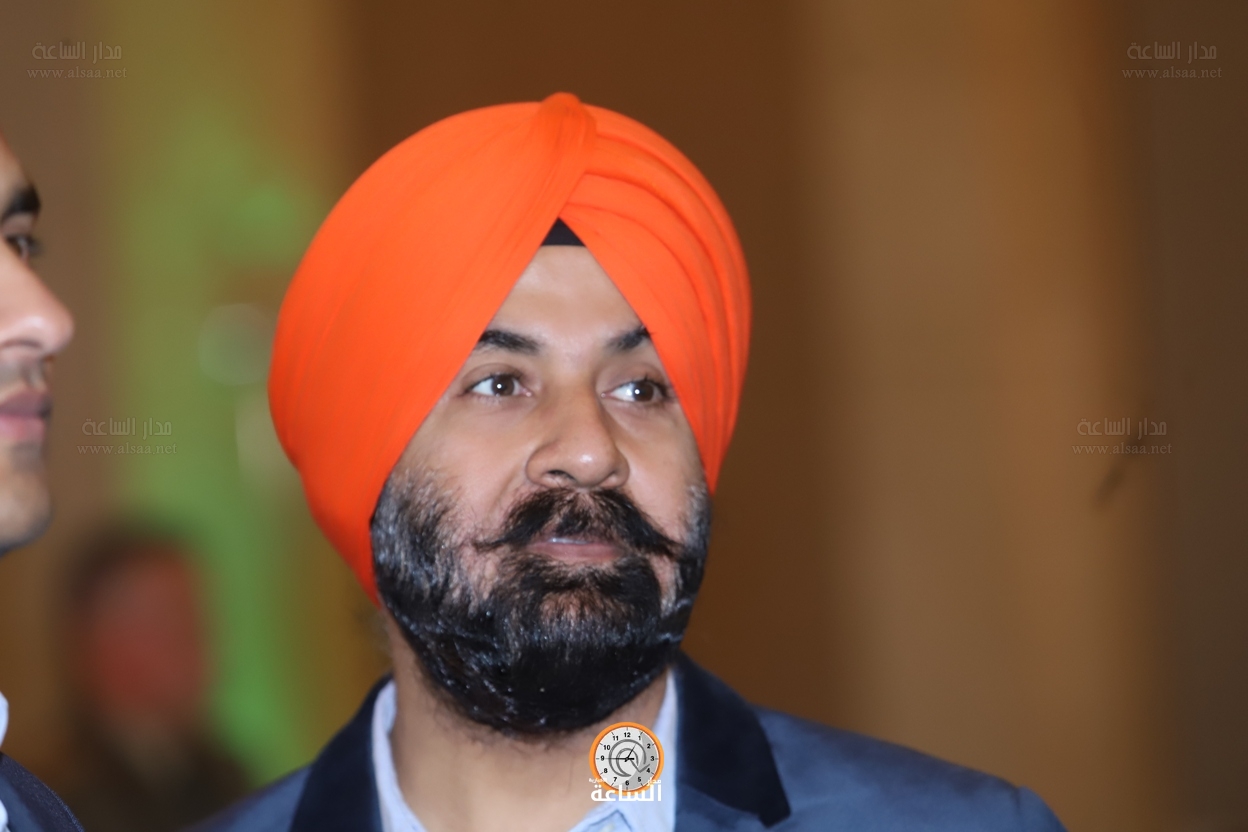 Madar Al-Saa Images 0.8345681730537915