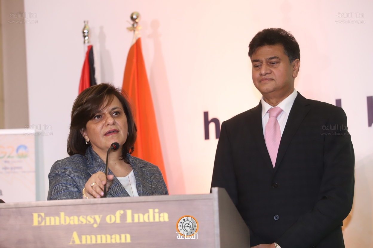 Madar Al-Saa Images 0.5186424161298802