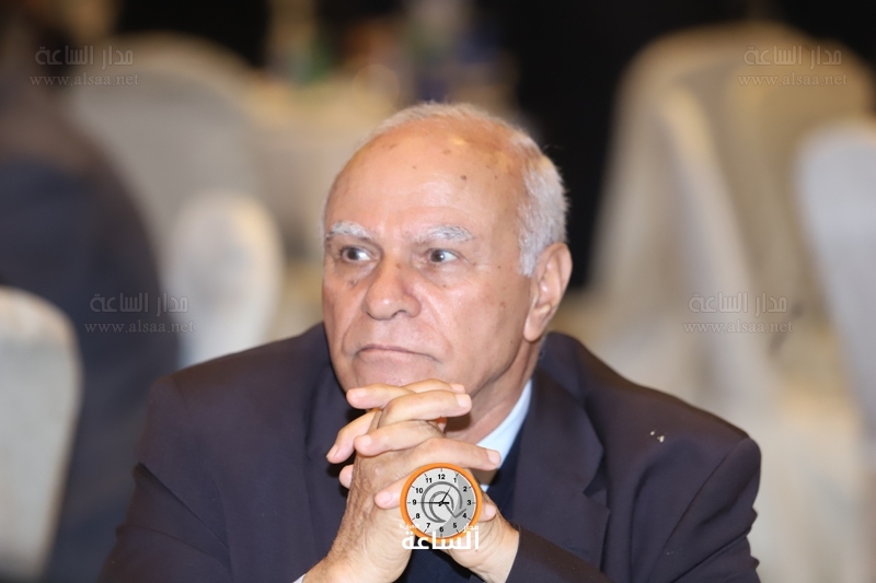 Madar Al-Saa Images 0.9321646190810522