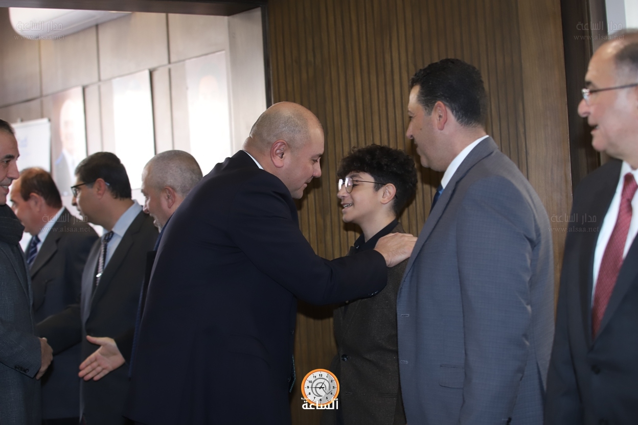 Madar Al-Saa Images 0.48281282625191535