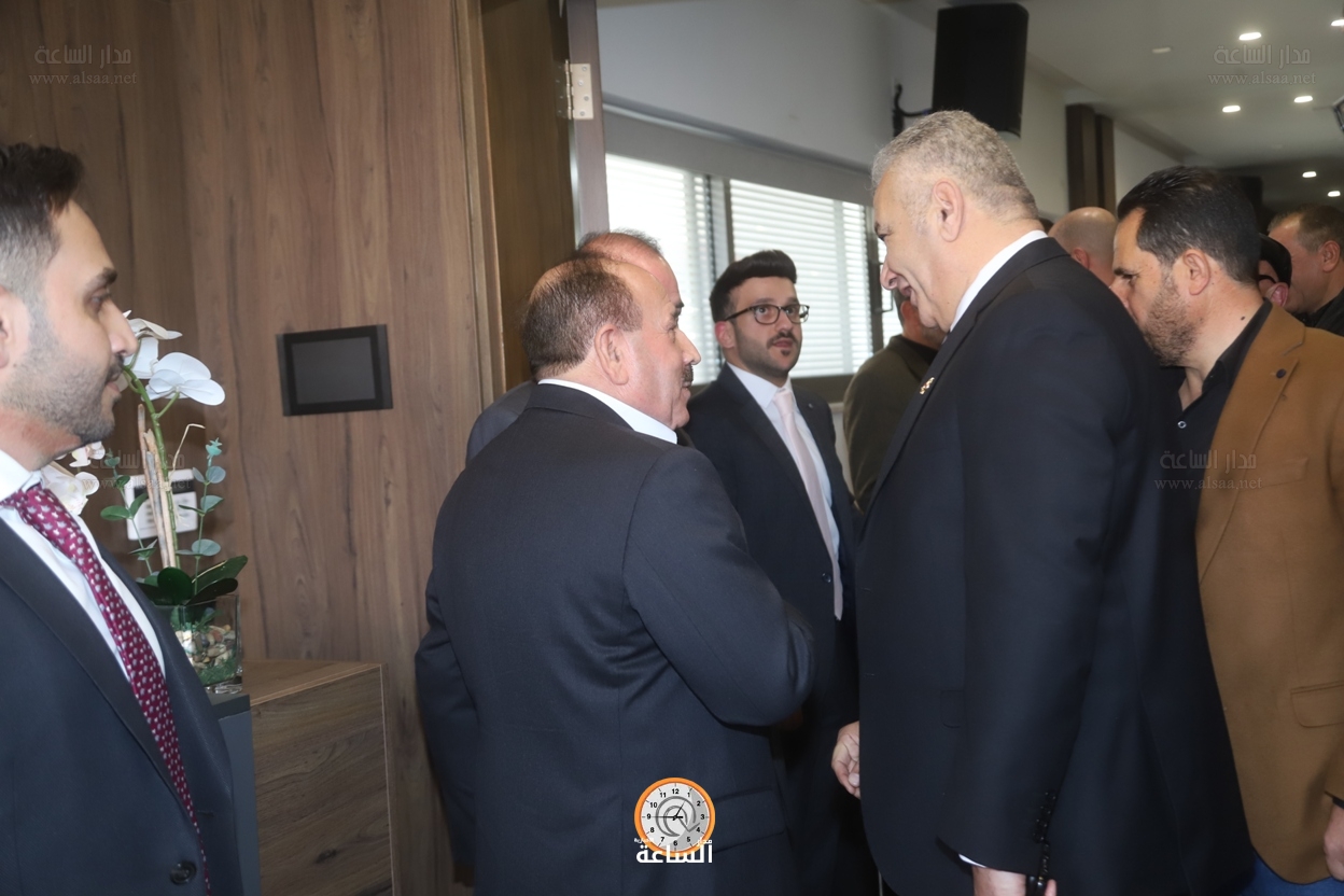 Madar Al-Saa Images 0.9985888484098462