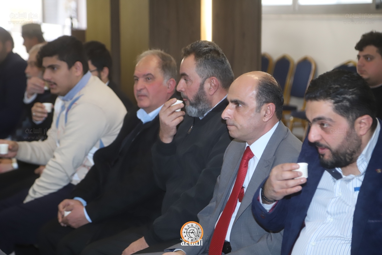 Madar Al-Saa Images 0.9084689336919702