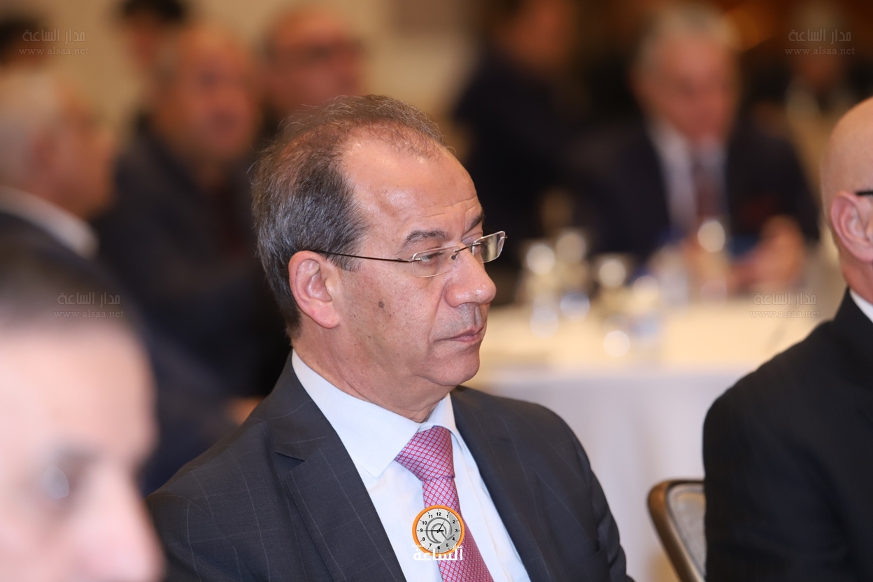 Madar Al-Saa Images 0.060672719952405085