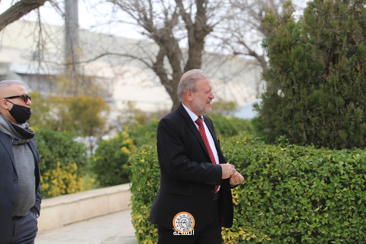 Madar Al-Saa Images 0.2806389835561962