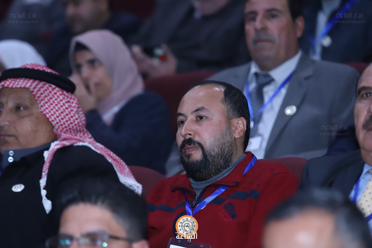 Madar Al-Saa Images 0.6126248709467845