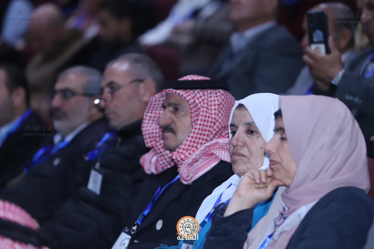 Madar Al-Saa Images 0.14786342455074486