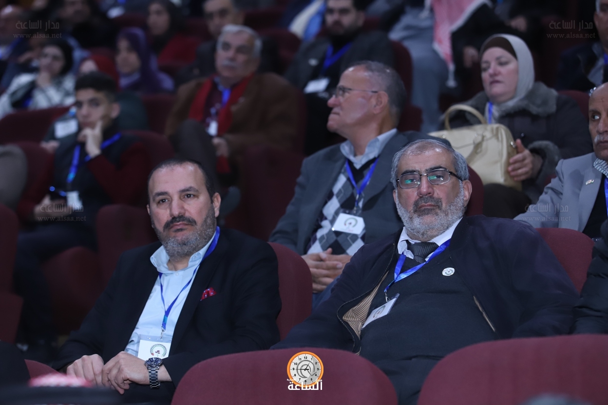 Madar Al-Saa Images 0.7430972631280472