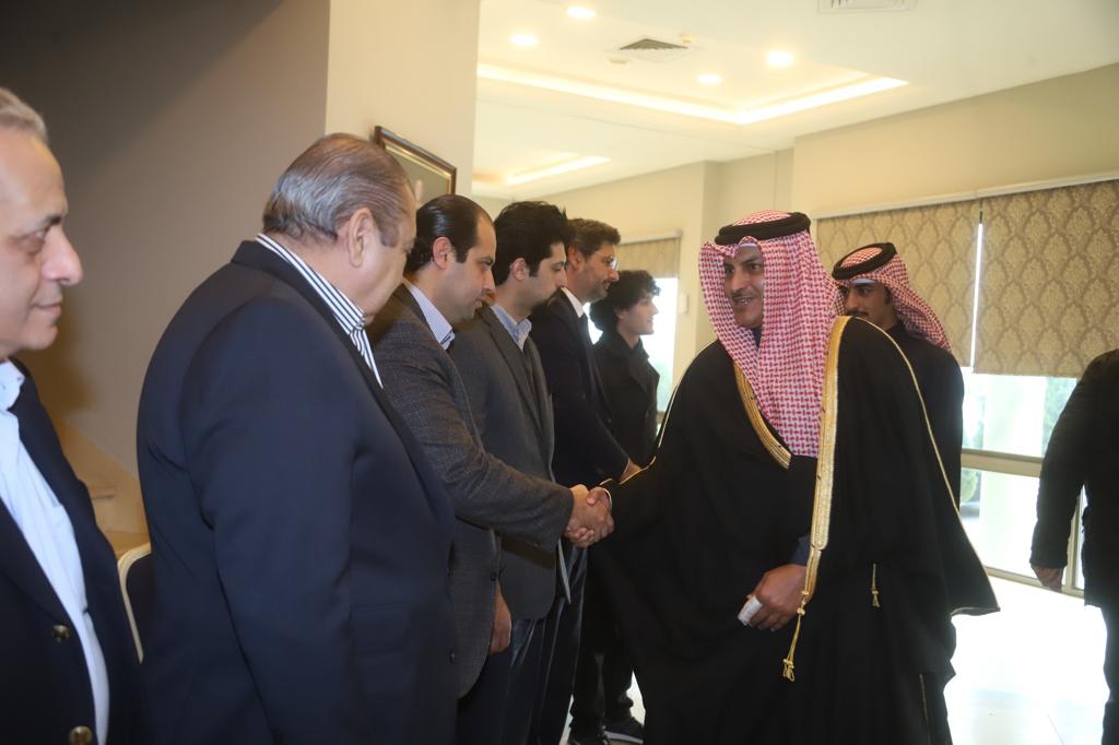 Madar Al-Saa Images 0.6469495845854933