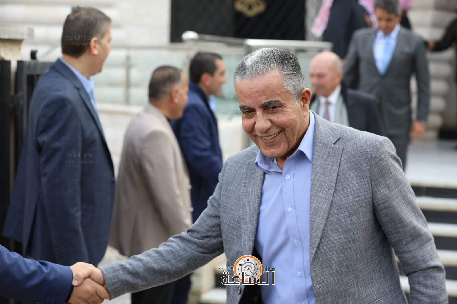 Madar Al-Saa Images 0.9577460569600815