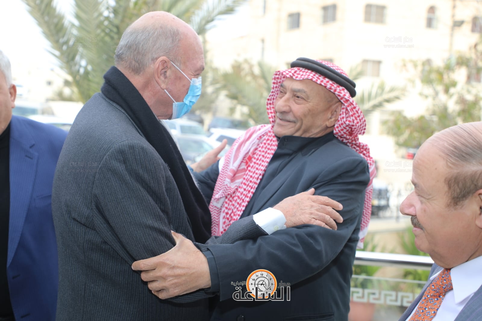 Madar Al-Saa Images 0.877217116728987