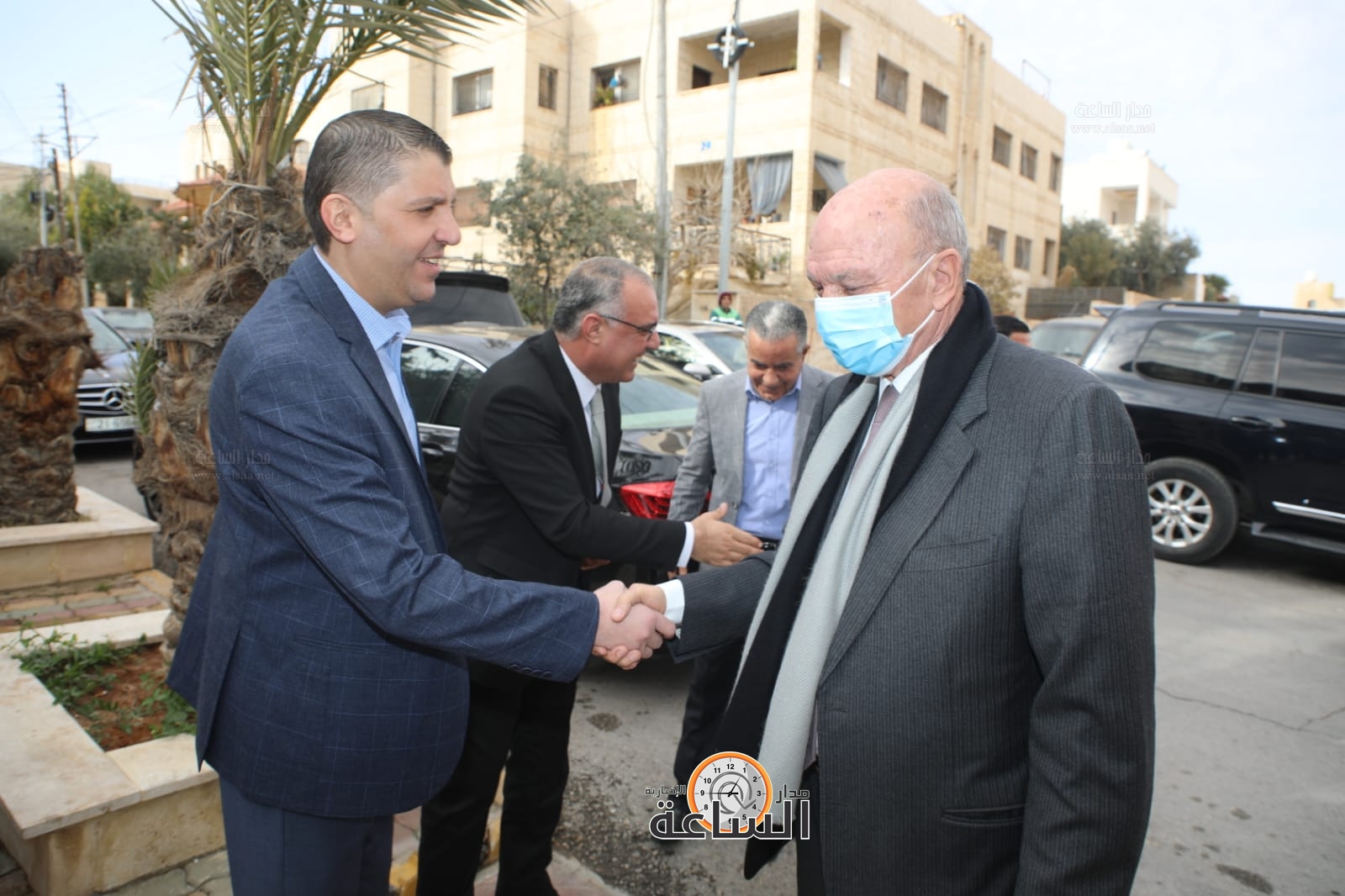 Madar Al-Saa Images 0.6210128493919289