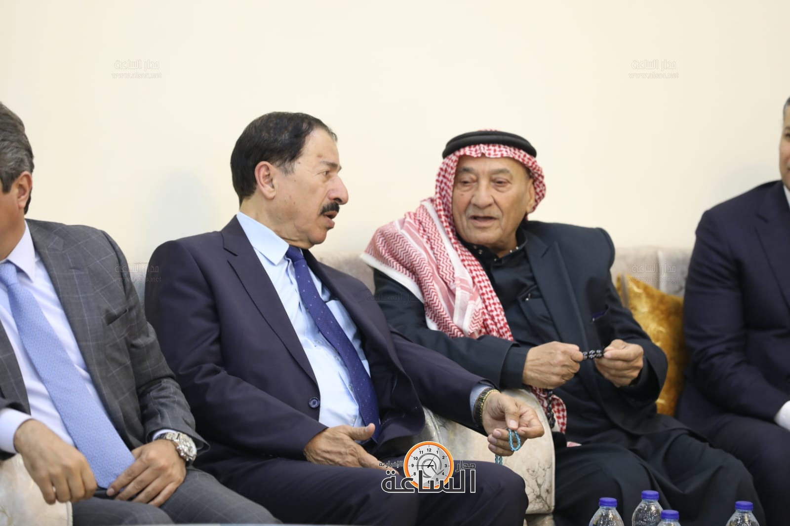 Madar Al-Saa Images 0.9215188052193733