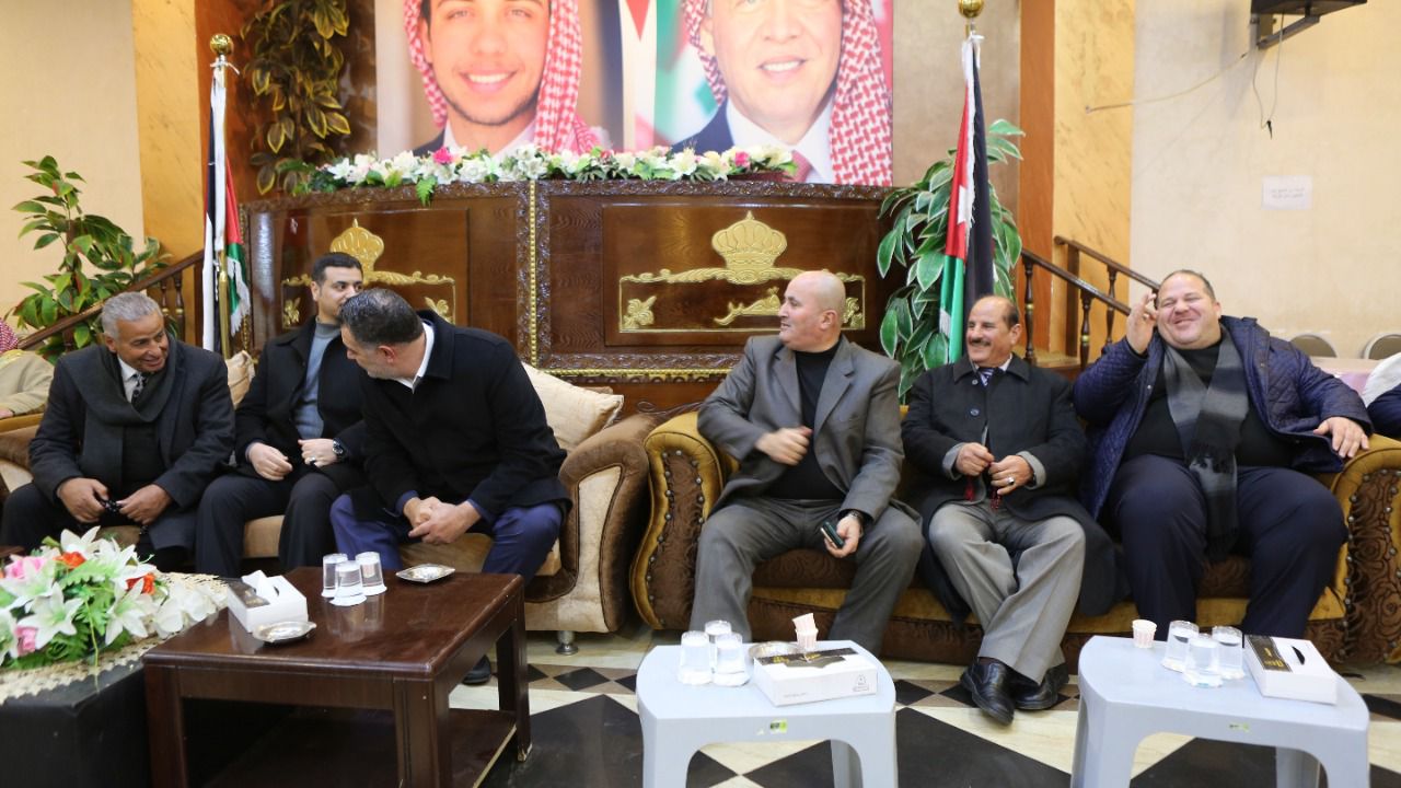 Madar Al-Saa Images 0.6506736242544653