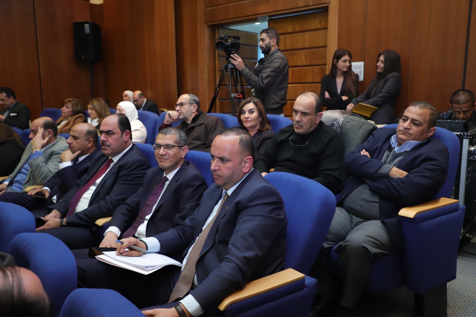 Madar Al-Saa Images 0.9948290186137961