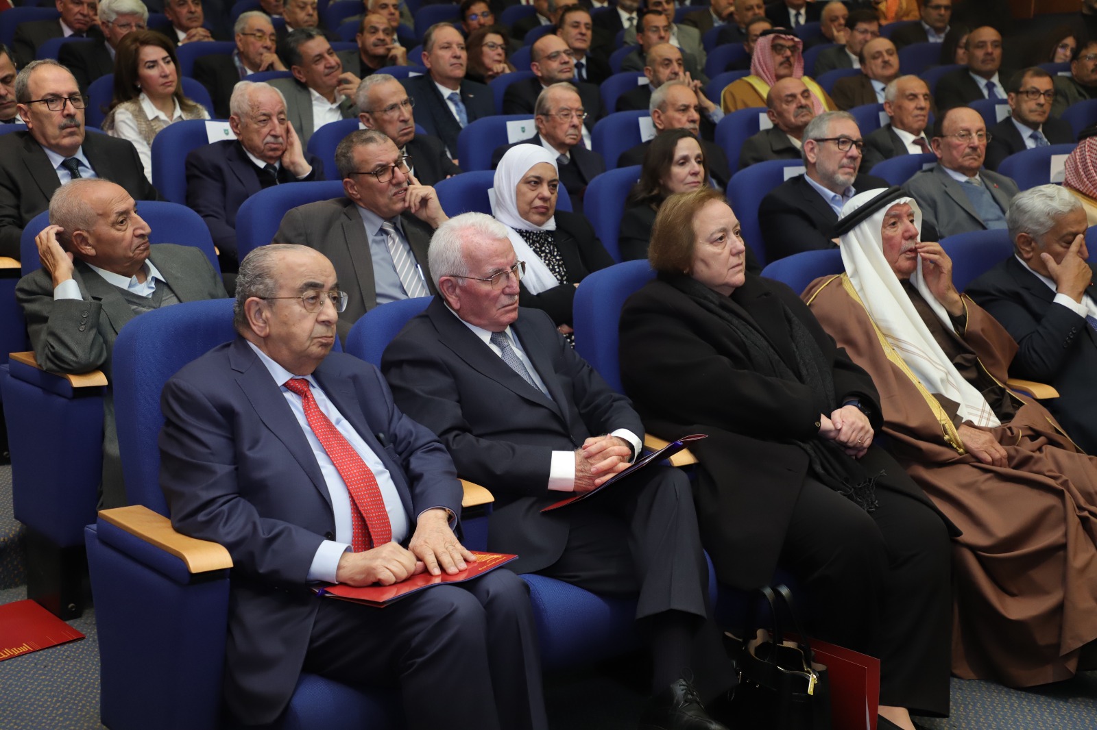 Madar Al-Saa Images 0.3594808359648889