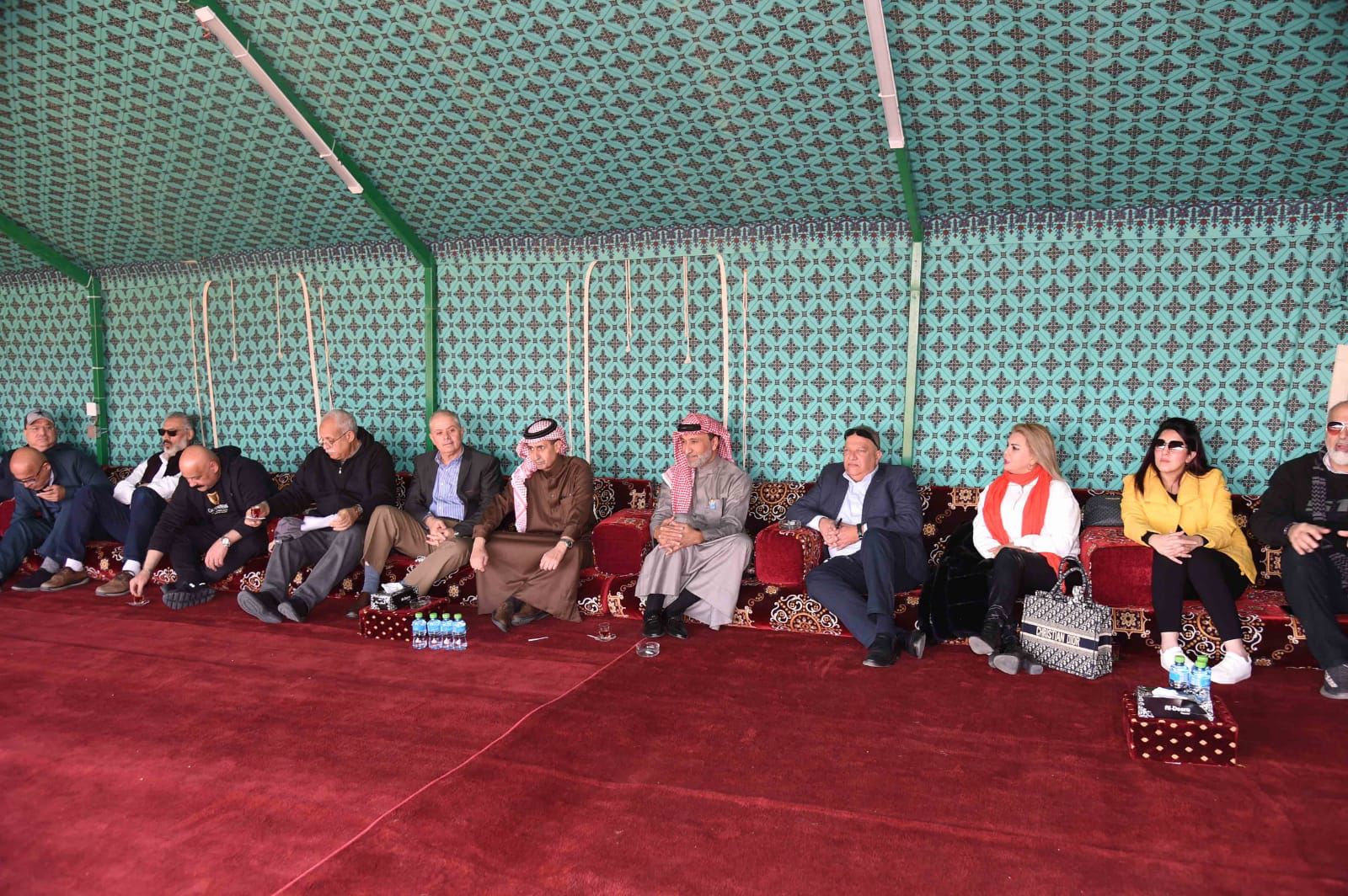 Madar Al-Saa Images 0.247153230985097