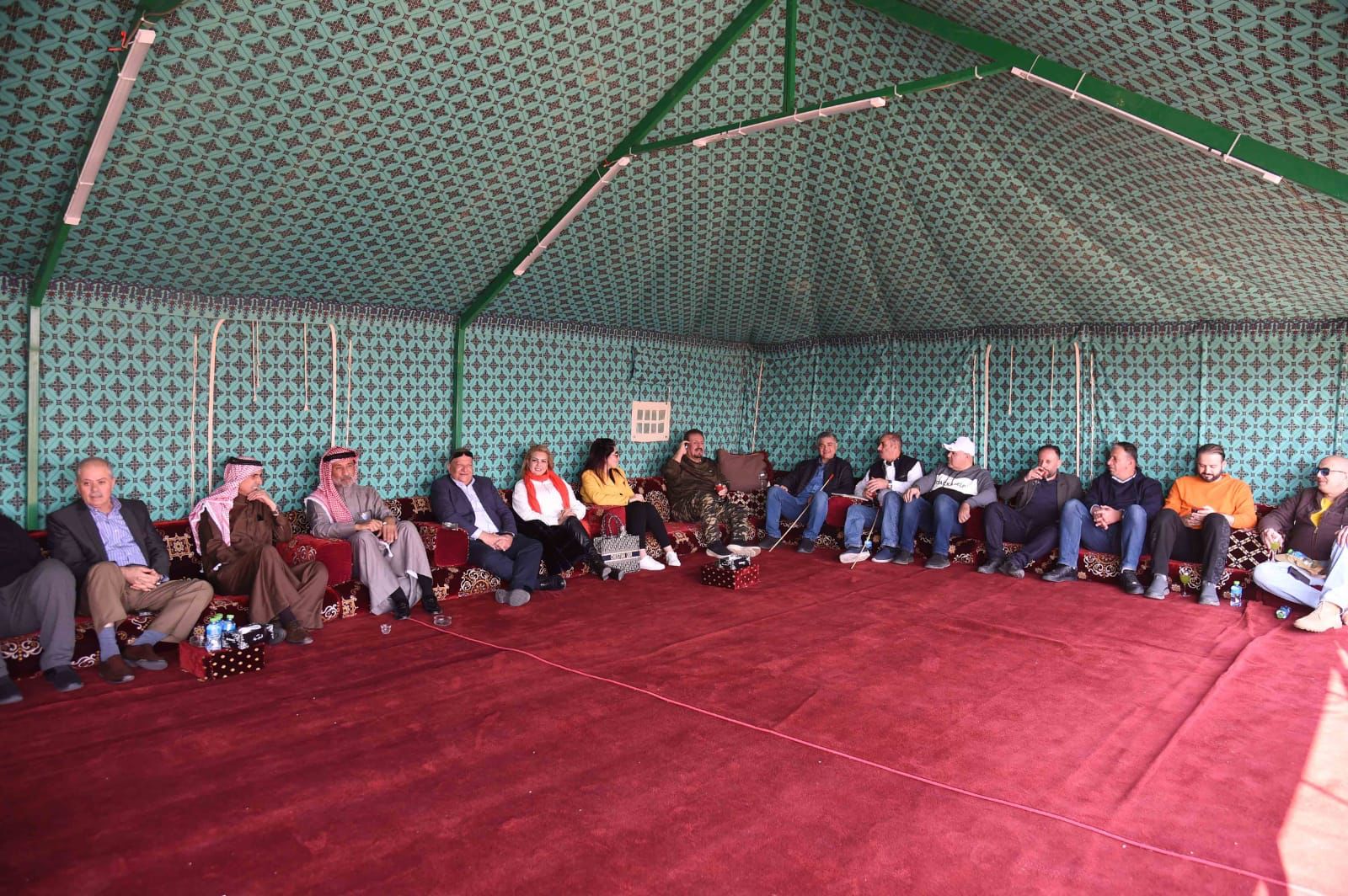 Madar Al-Saa Images 0.5795323243231981