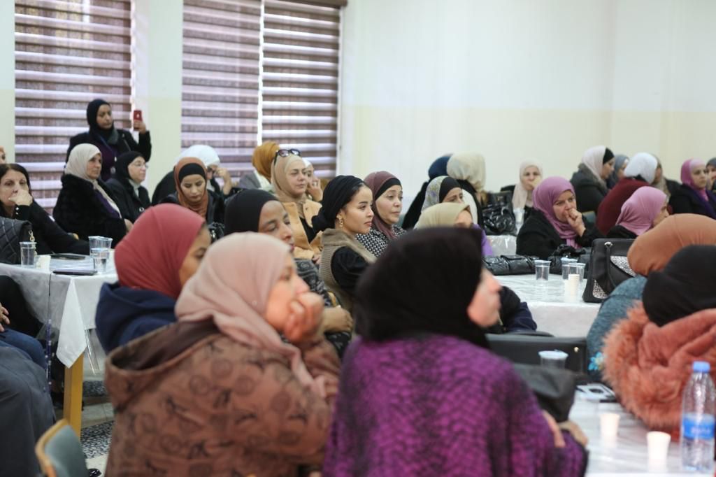 Madar Al-Saa Images 0.7325308394535768