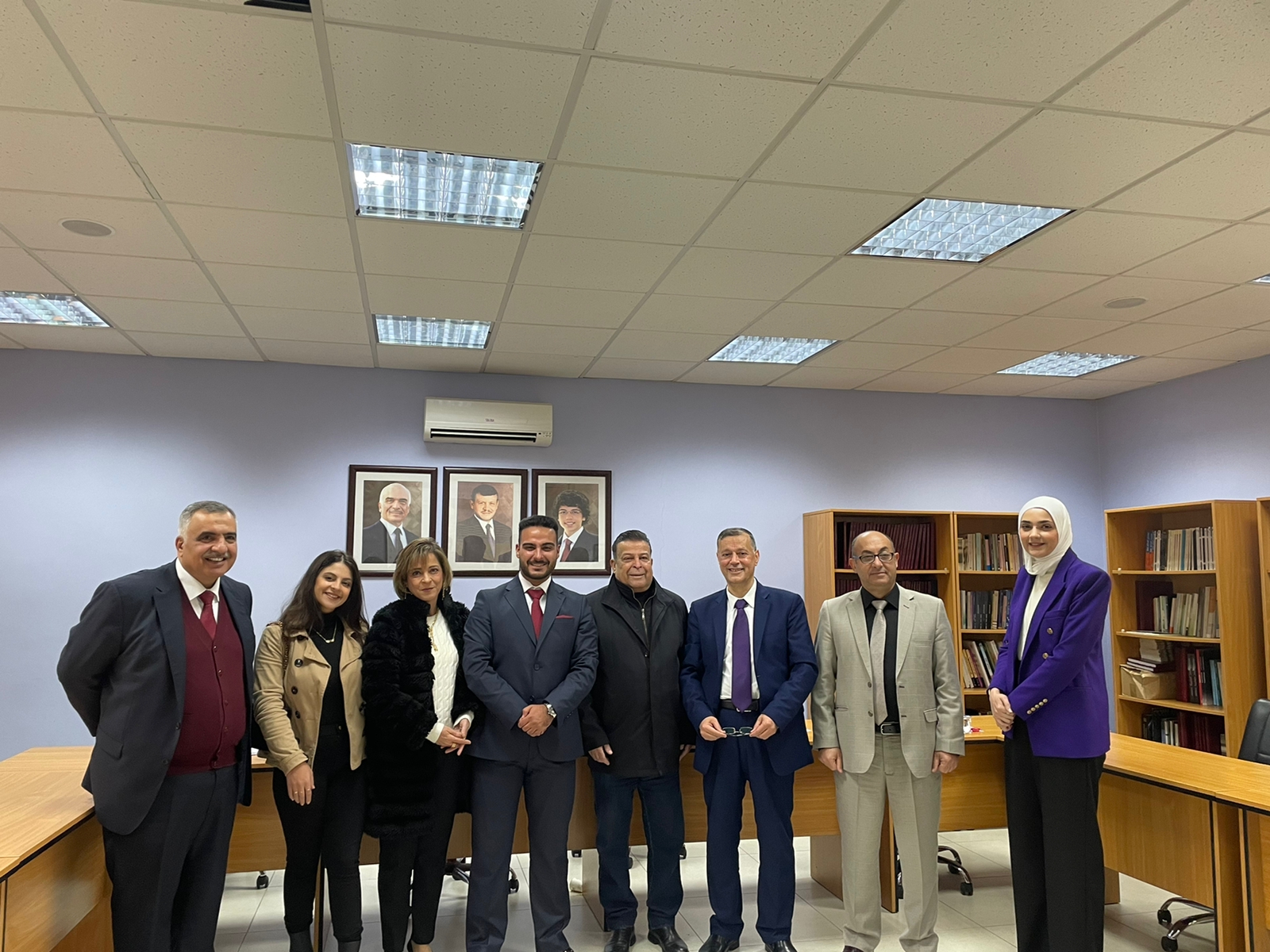 Madar Al-Saa Images 0.3547544044691133