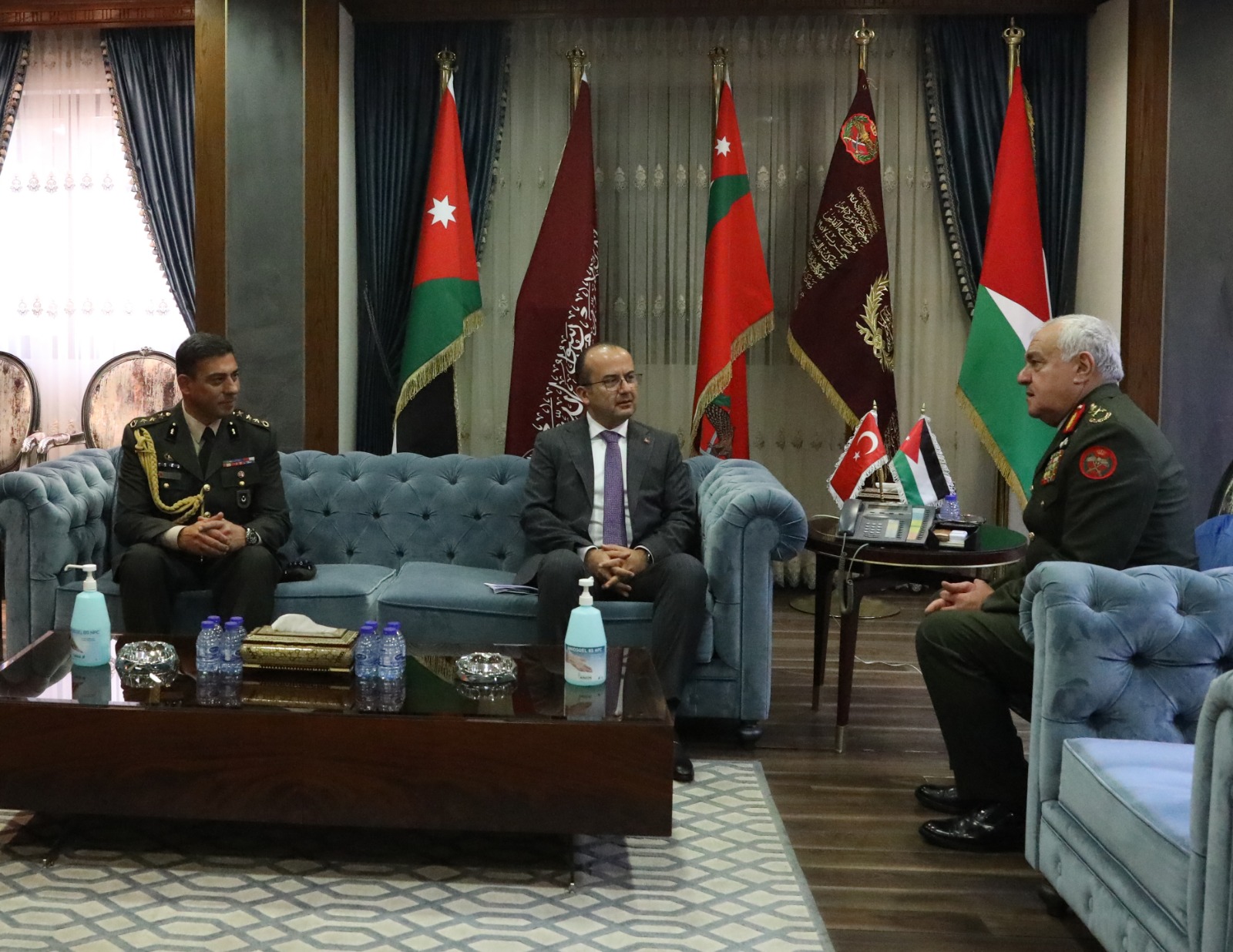 Madar Al-Saa Images 0.5684723324305394