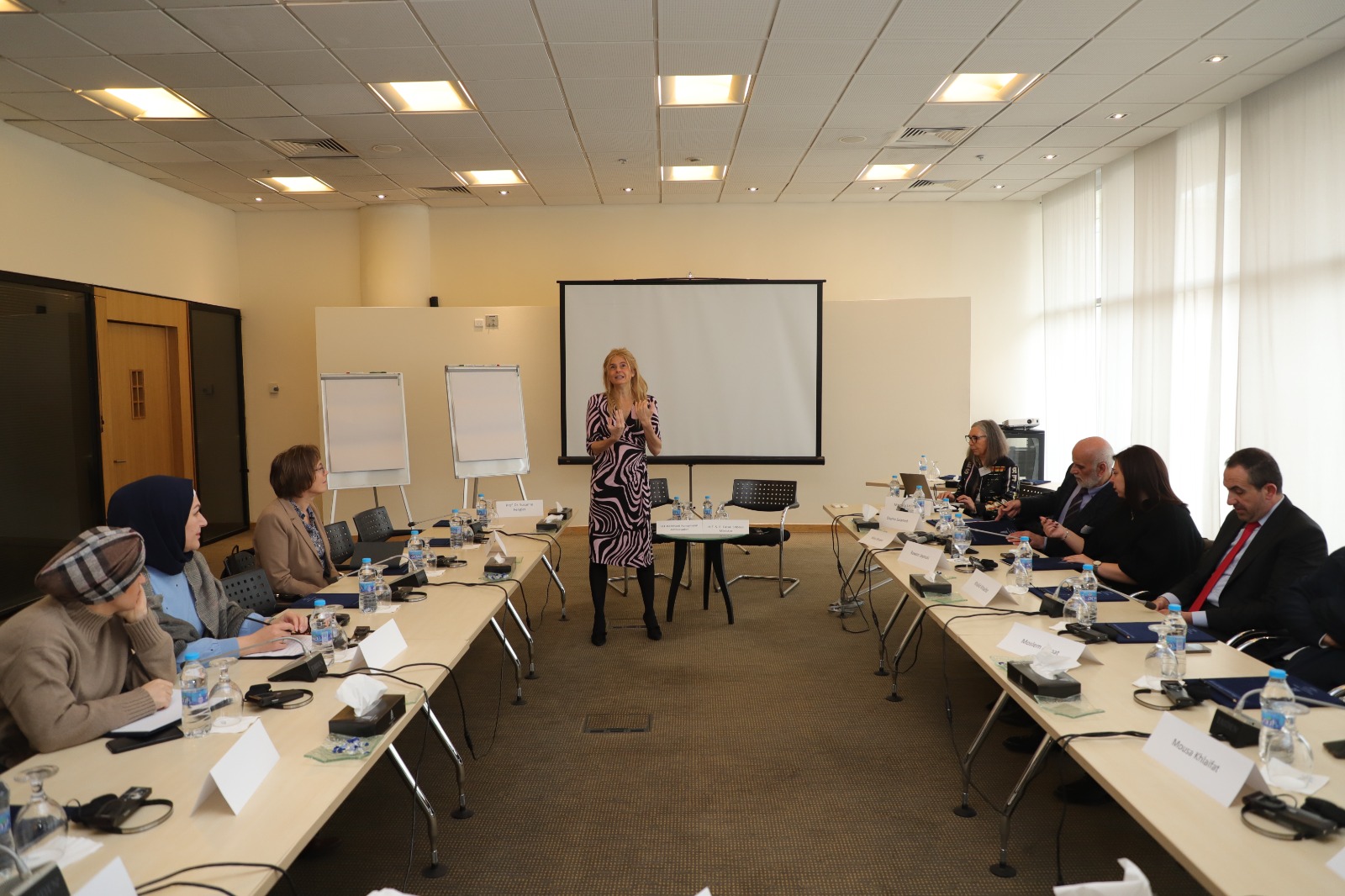 Madar Al-Saa Images 0.24060297814325282