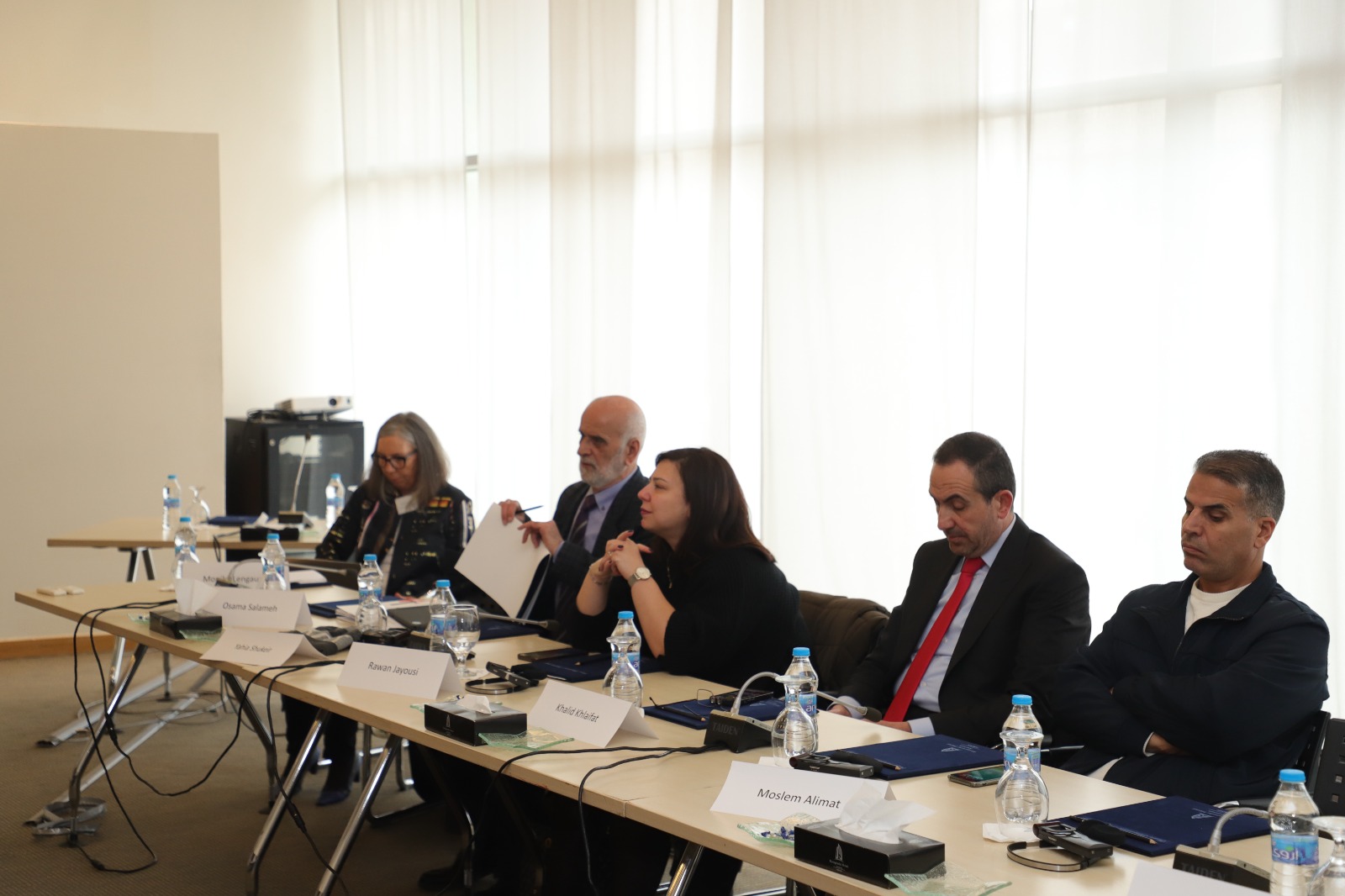 Madar Al-Saa Images 0.9972064826498428