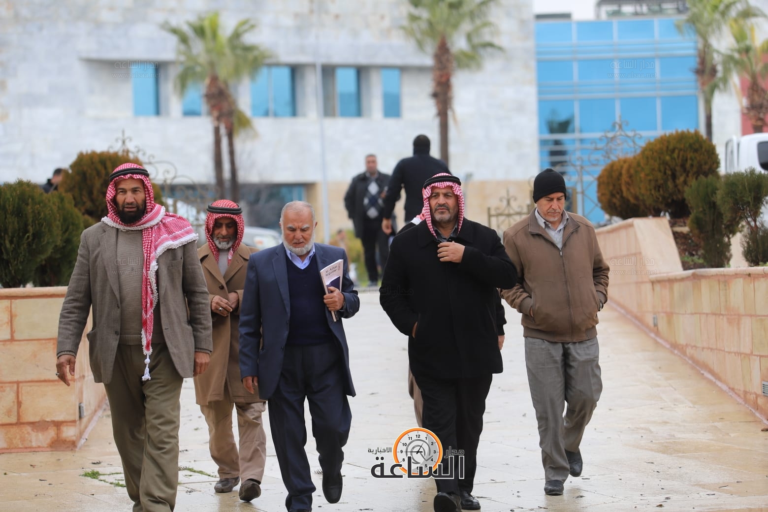 Madar Al-Saa Images 0.7851459037143845