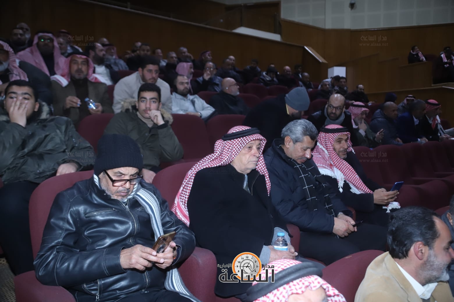 Madar Al-Saa Images 0.029122369808014192